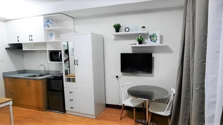 Mesaverte Deluxe Studio With Balcony Cagayan de Oro Exteriör bild