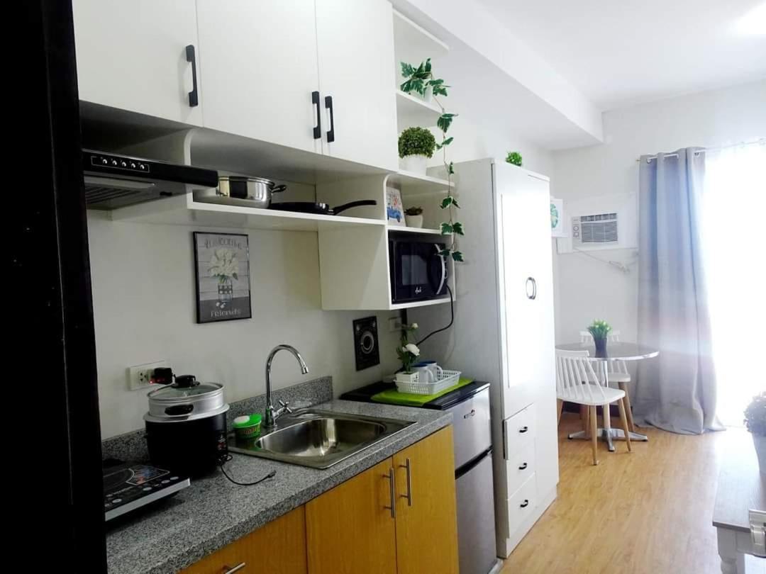 Mesaverte Deluxe Studio With Balcony Cagayan de Oro Exteriör bild